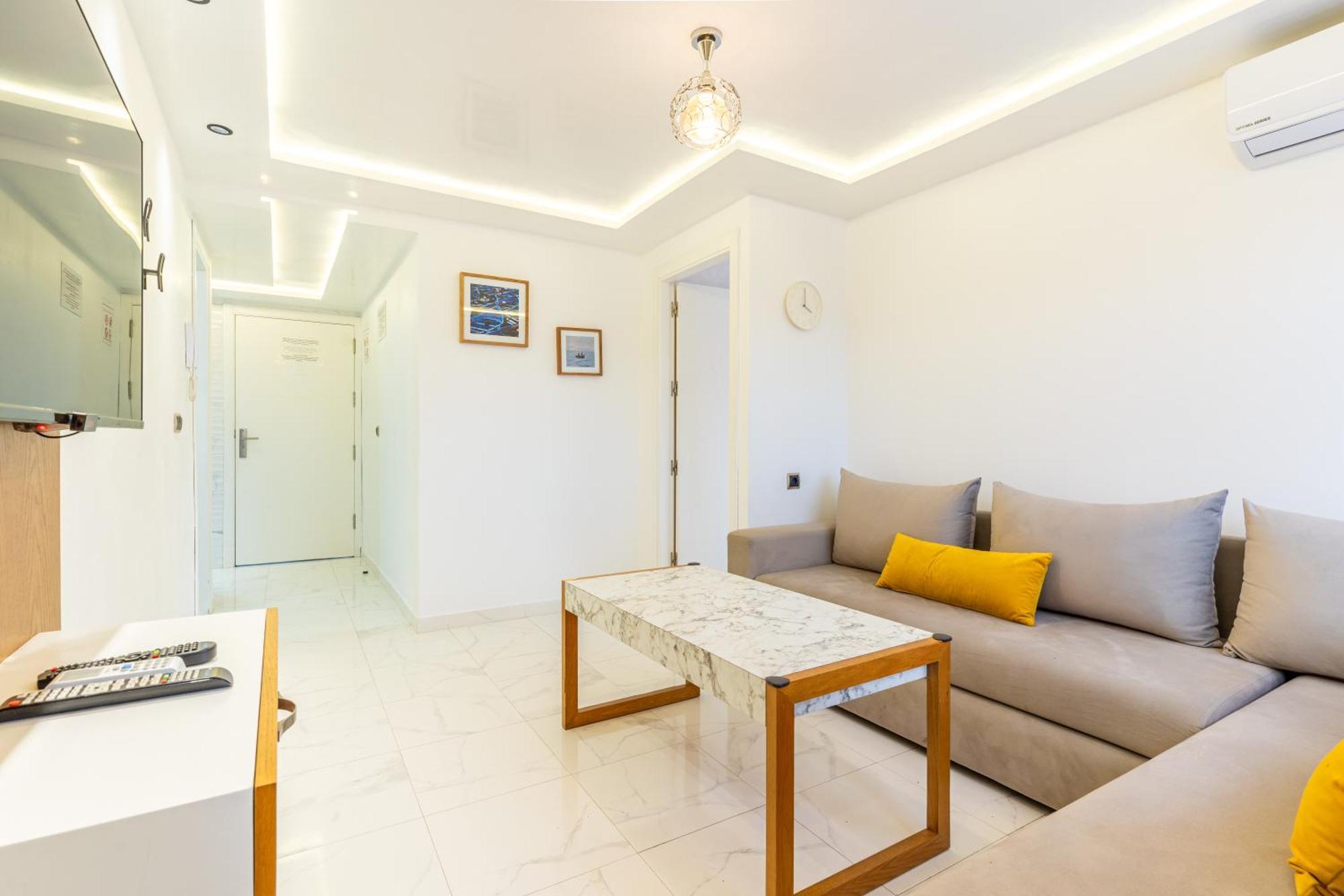 Hot Appar Luxury Suitemar M'dik Luaran gambar